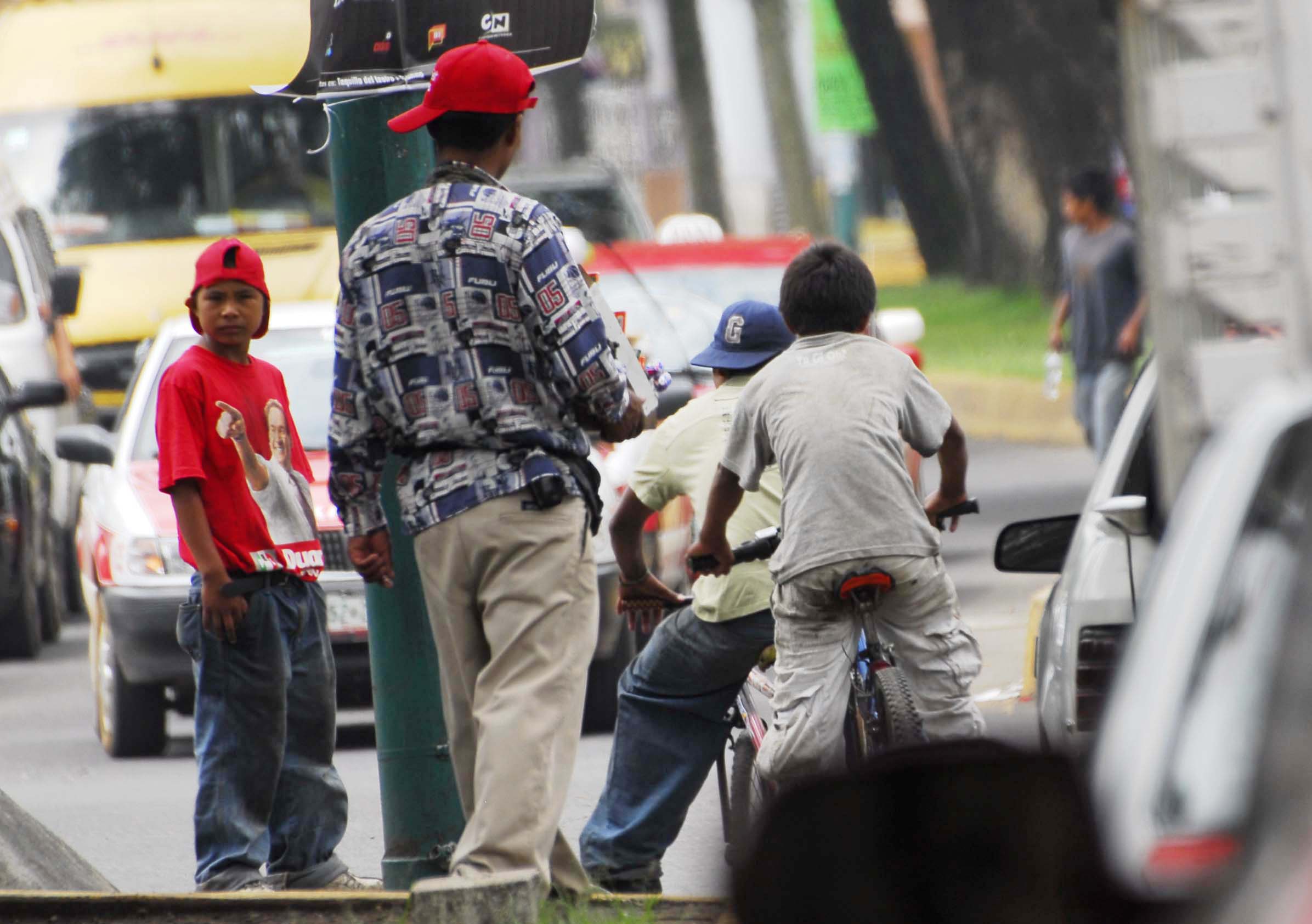 Aumenta la presencia de niños  y niñas de la calle en cruceros