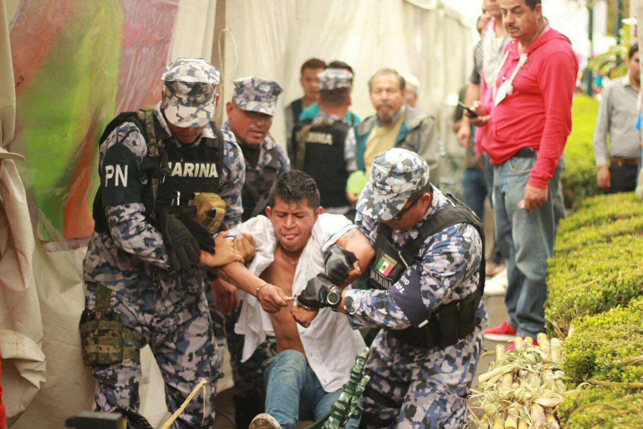 Trifulca en el Parque Juárez  por detención de joven