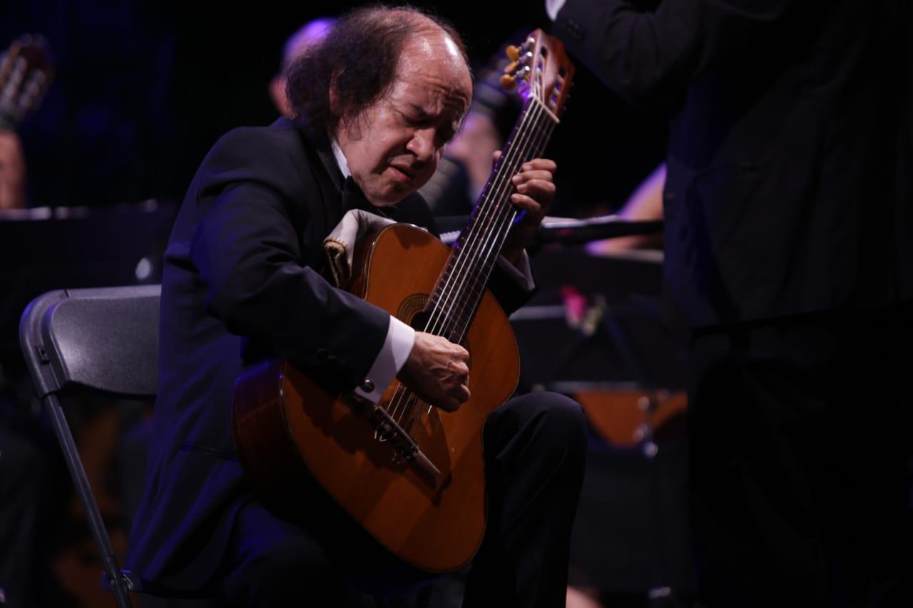 Alfonso Moreno Luce, Músico