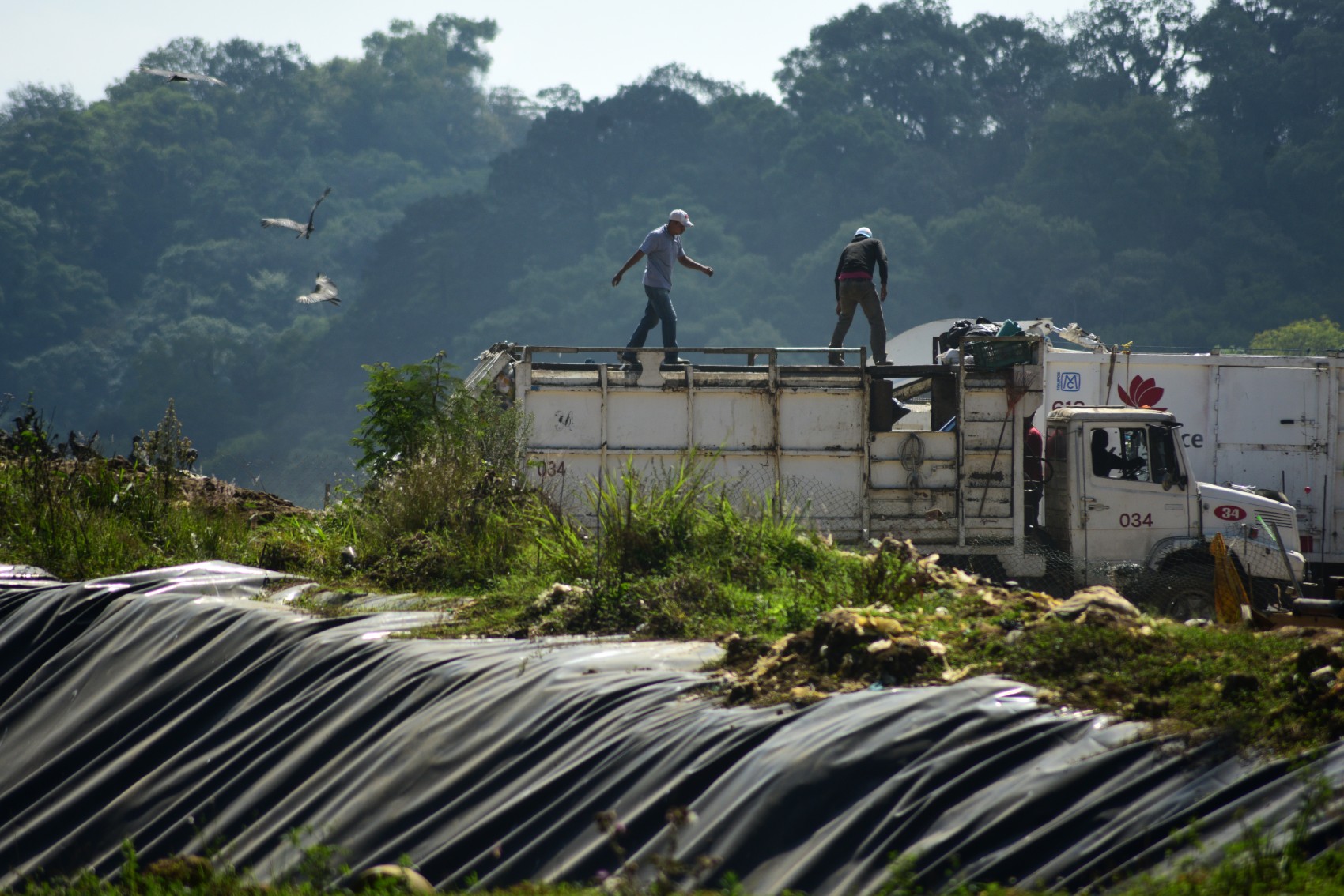 Juez federal falla contra Veolia y  le quita control del relleno sanitario
