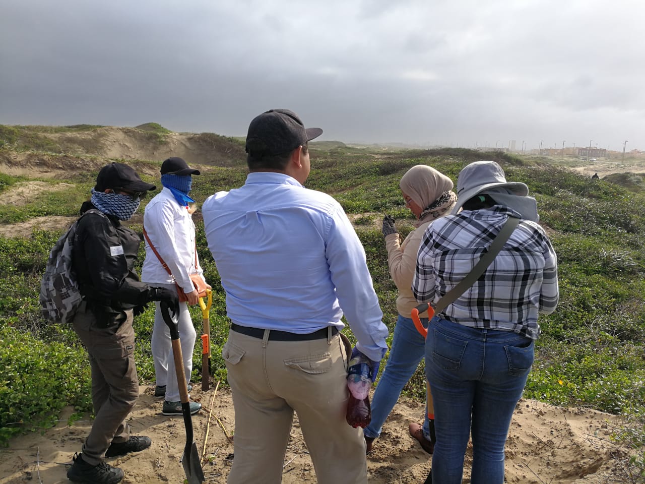 Reanudarán búsqueda de desaparecidos  en dunas del malecón de Coatzacoalcos