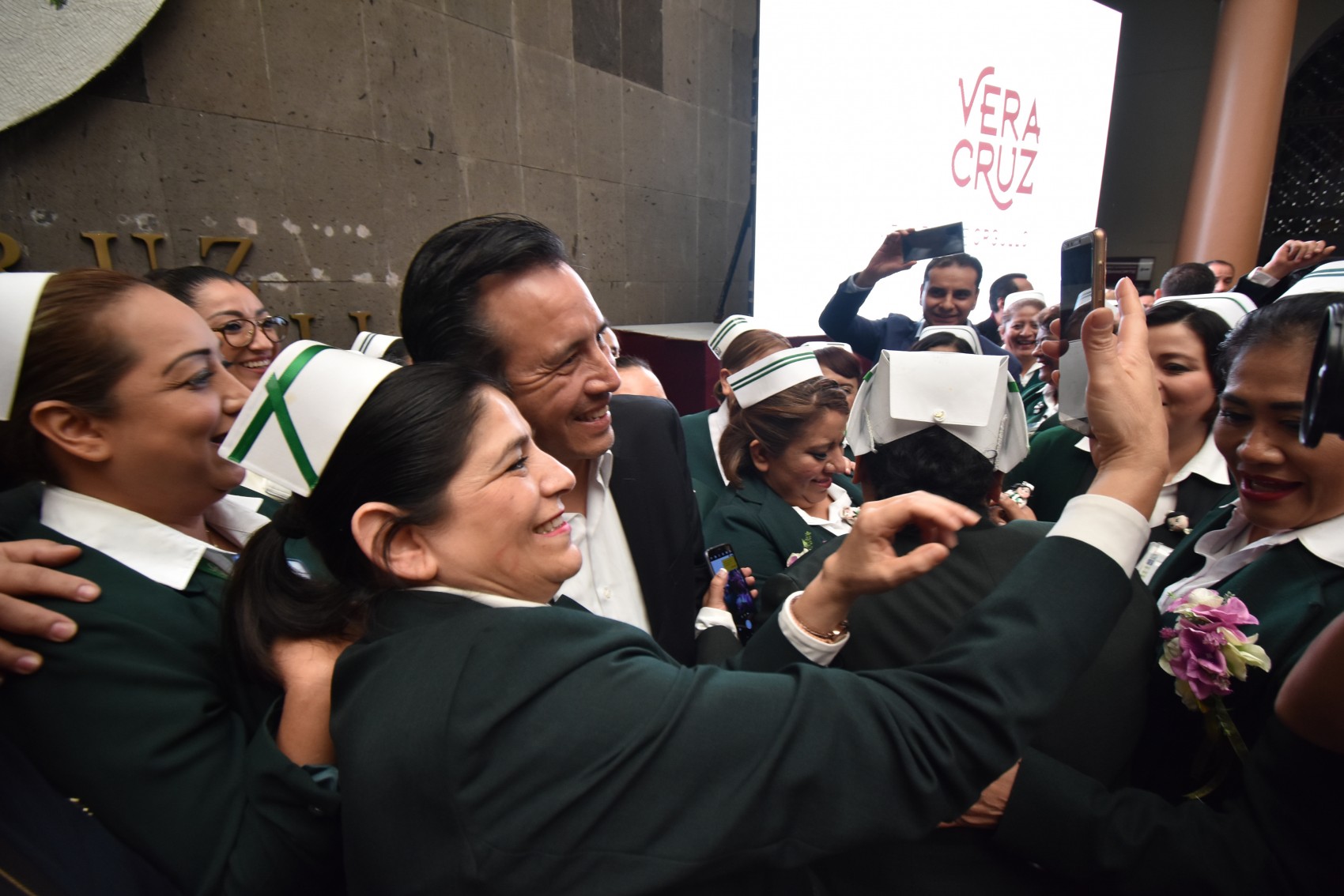 Insabi será un reto difícil, reconoce Cuitláhuac