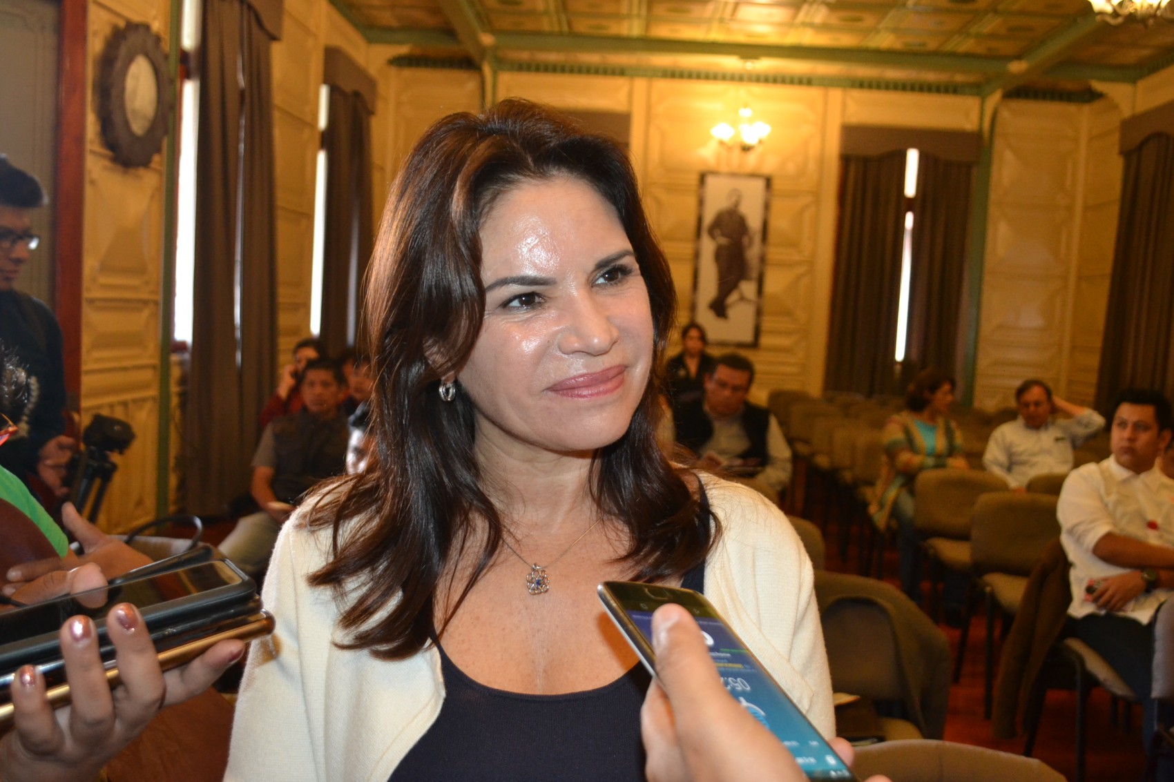 No se votará iniciativa de matrimonio igualitario en base a chantajes y amenazas: Robles