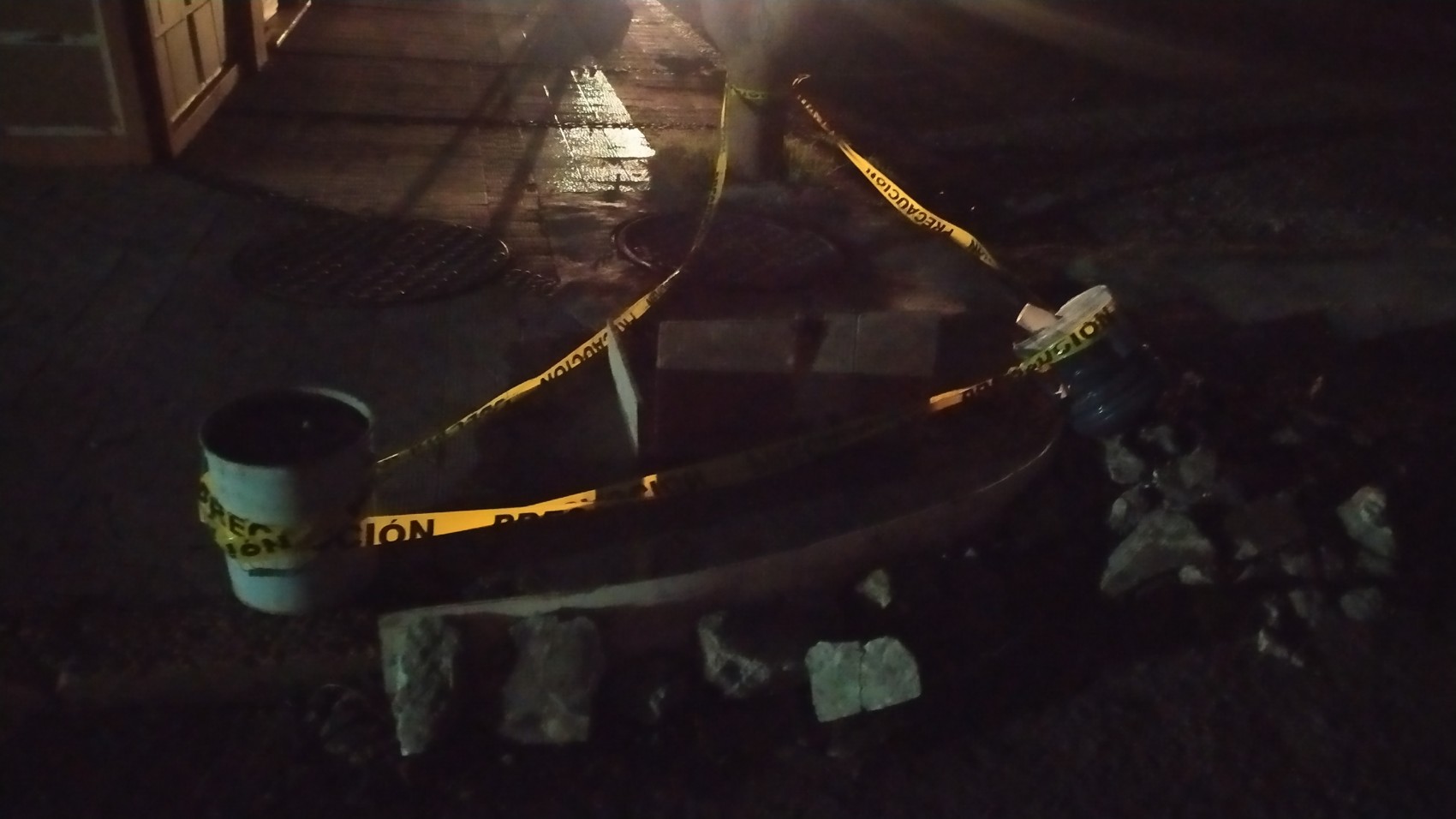 Dejan a oscuras hasta la Macroplaza del Malecón