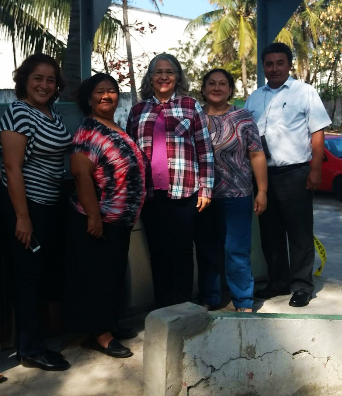 SEV, omisa a conflictos en la secundaria federal 4 de Veracruz: padres de familia