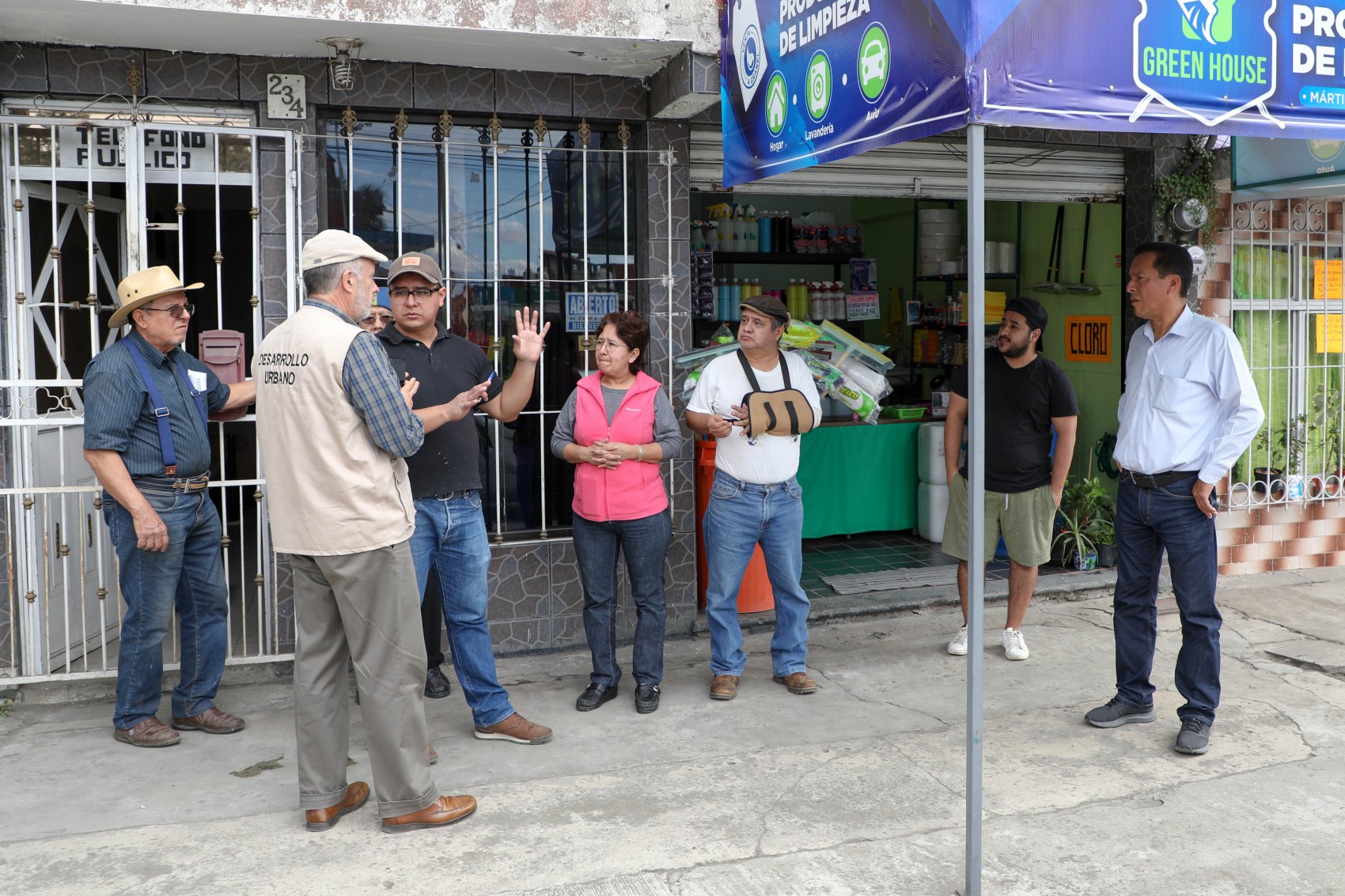 Concluye primera etapa de  retiro de obstáculos en calles