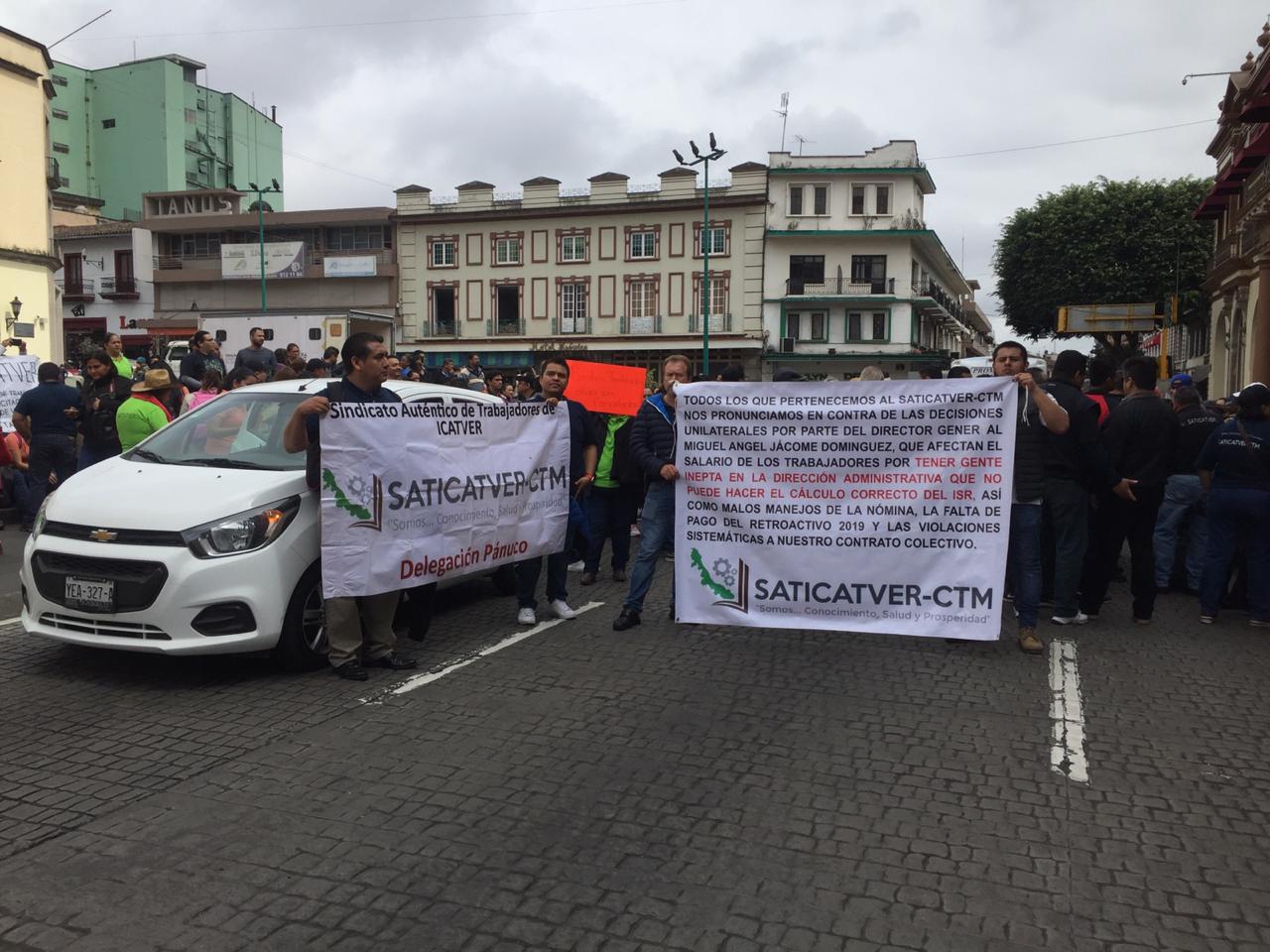 Trabajadores de Icatver exigen la renuncia  de director general y administrativo