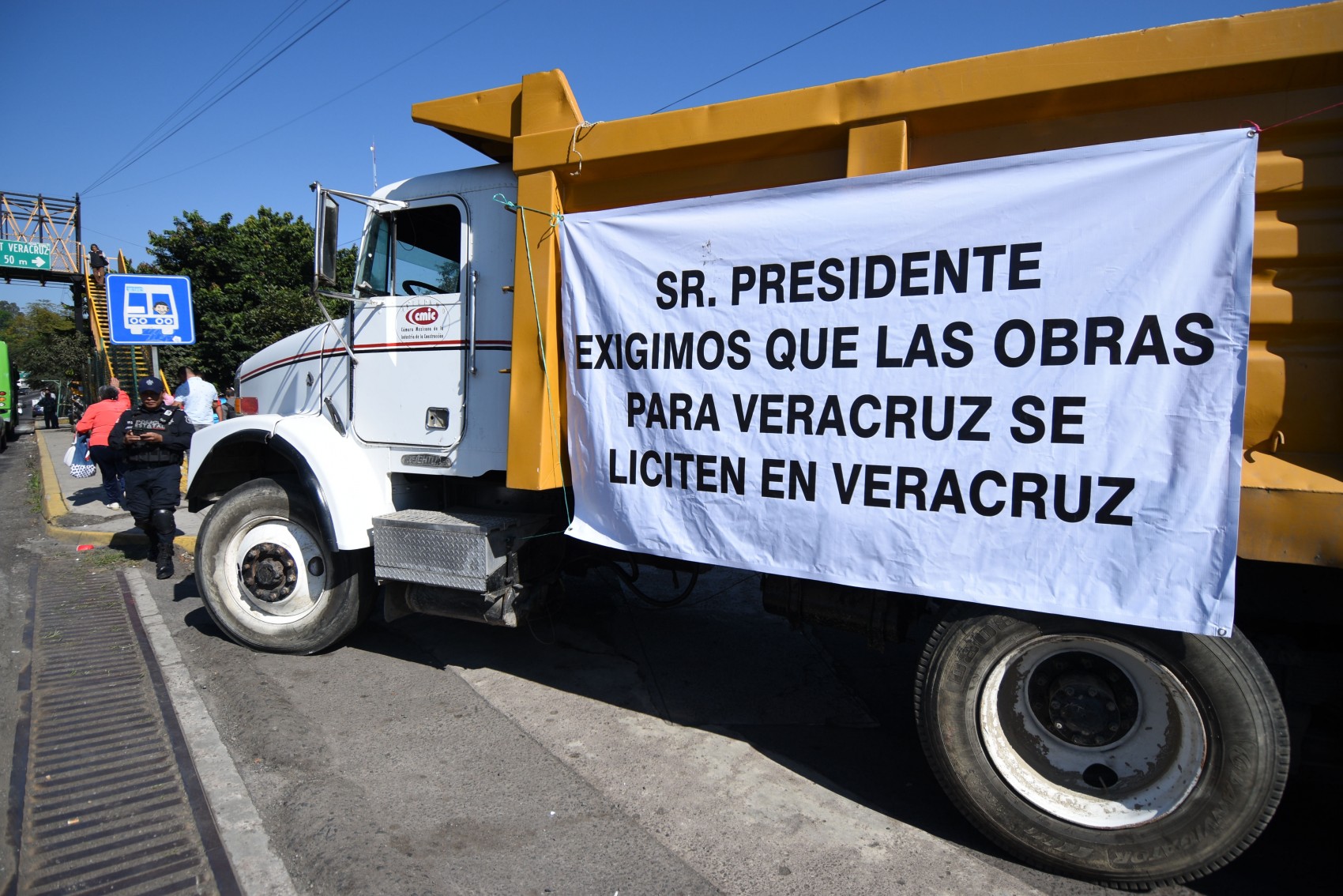 Licitaciones de SCT dejan fuera  a empresas del sur de Veracruz