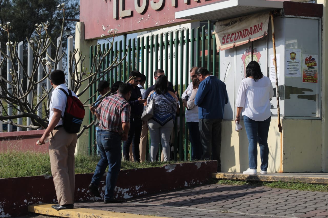 Docentes jubilados exigen a SEV y  MetLife la entrega de su seguro de retiro