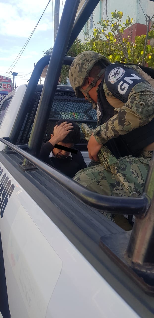 Sujeto simulaba predicar para abusar de menores en urbanos
