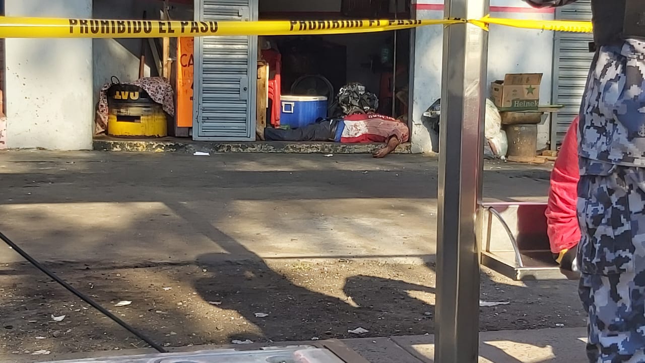Asesinan a hombre en taller mecánico  del fraccionamiento Los Pinos
