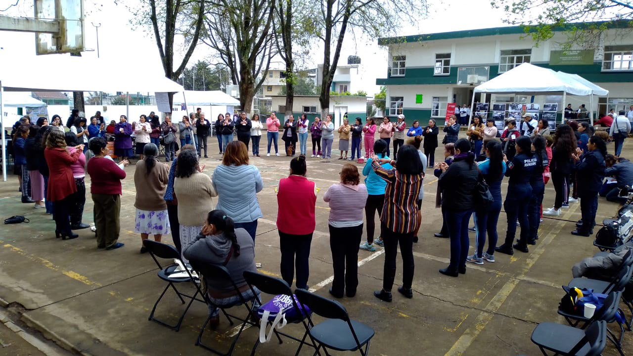 Defienden mujeres su derecho a participar