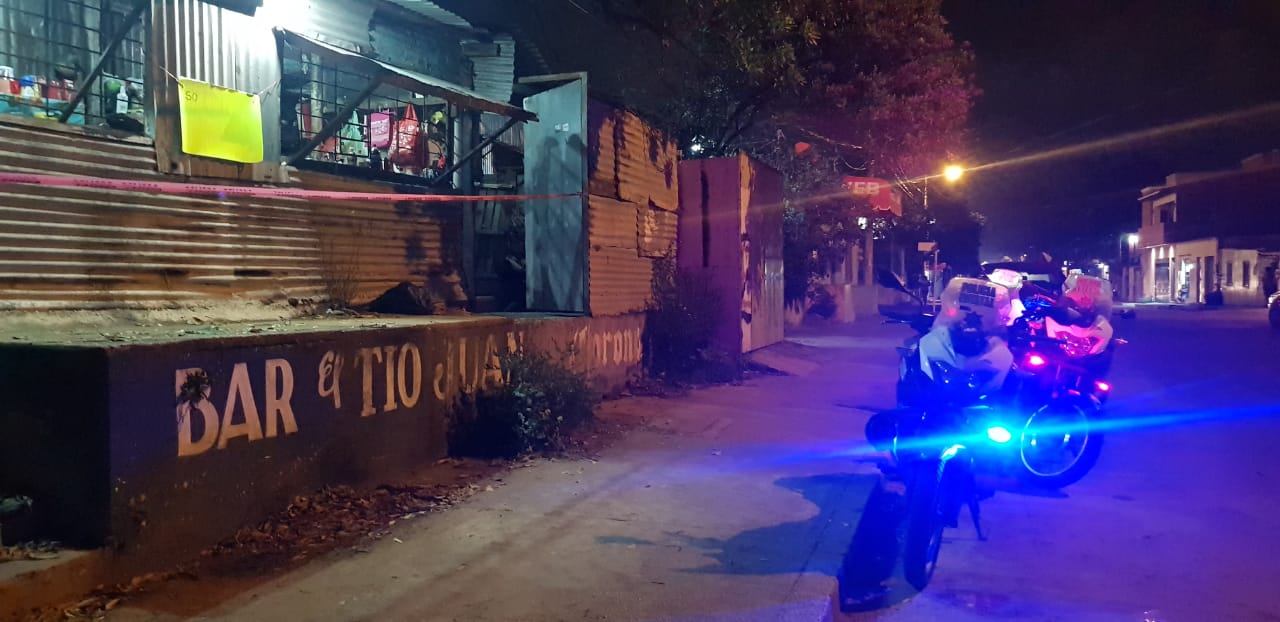 Balean a sujeto en bar de Coatzacoalcos