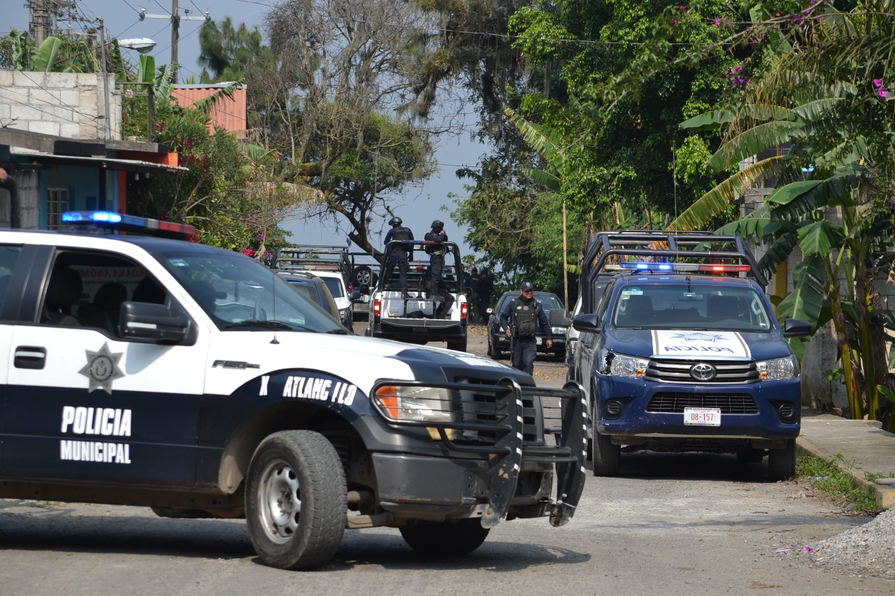 Abaten a delincuente en enfrentamiento  en la autopista La Tinaja-Cosoleacaque