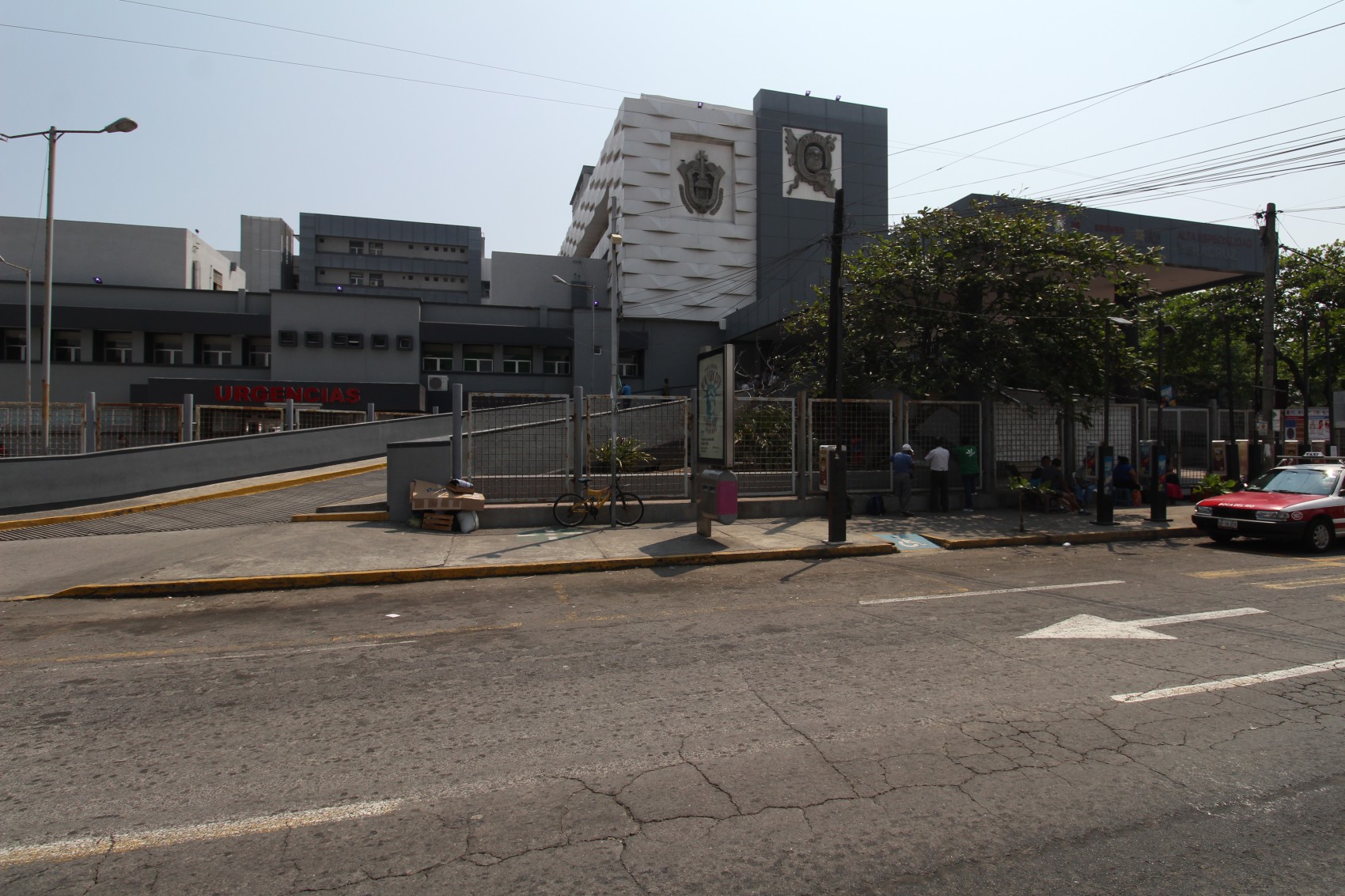 Hospitales de Veracruz-Boca del Río suspenden consultas, solo atienden emergencias