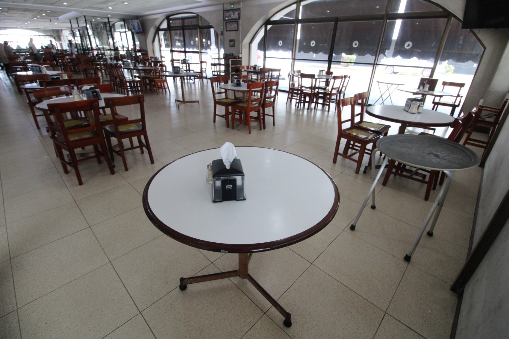 Empresarios proponen a Cuitláhuac pacto para condonar impuestos por Covid-19