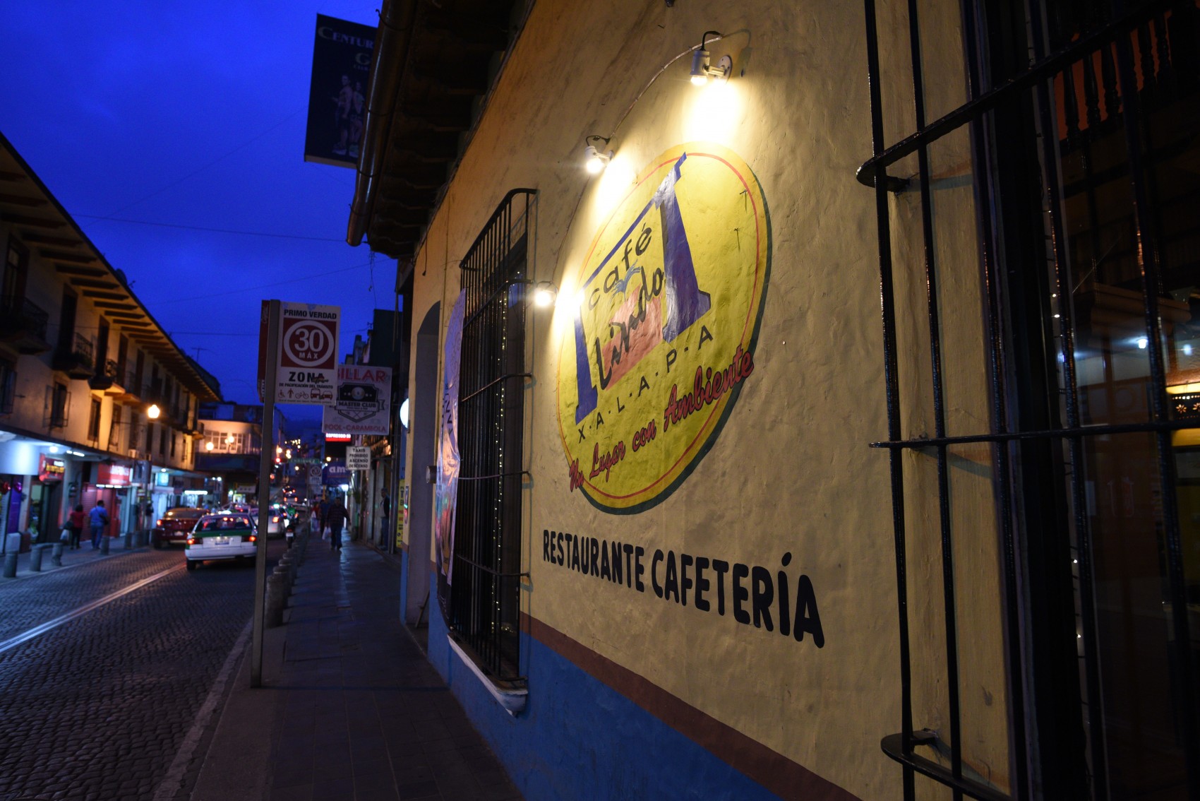 Restauranteros ven reapertura complicada, piden diseñar estrategia a estado y municipios