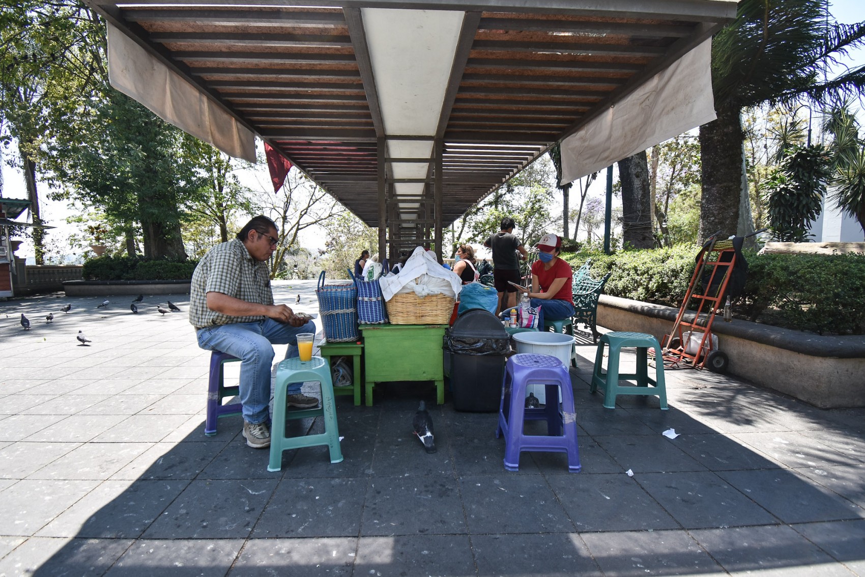 Protestan comerciantes del Parque Juárez, a partir del lunes deben cerrar sus establecimientos