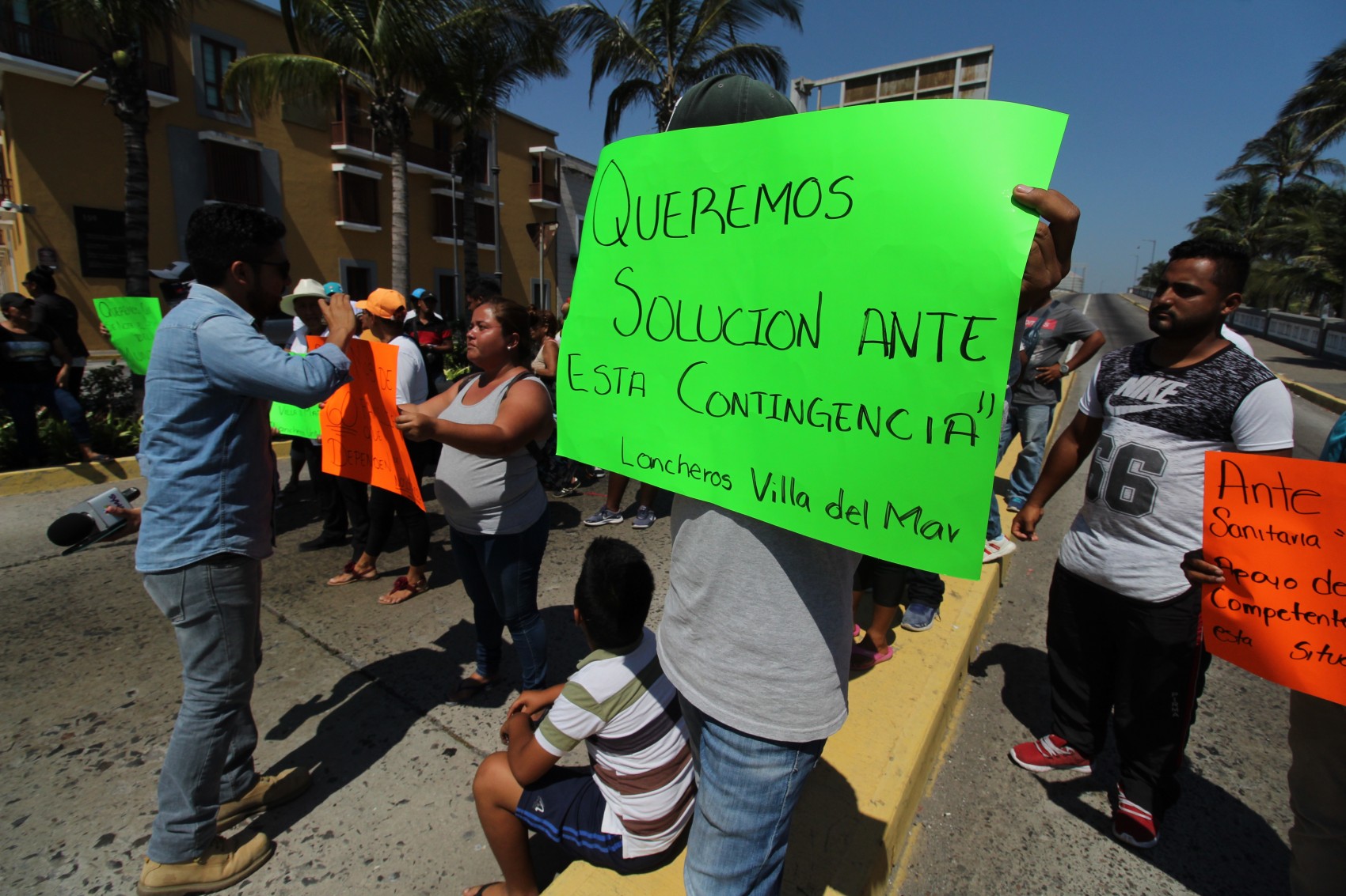 Protestan comerciantes de Villa del Mar, piden apoyos
