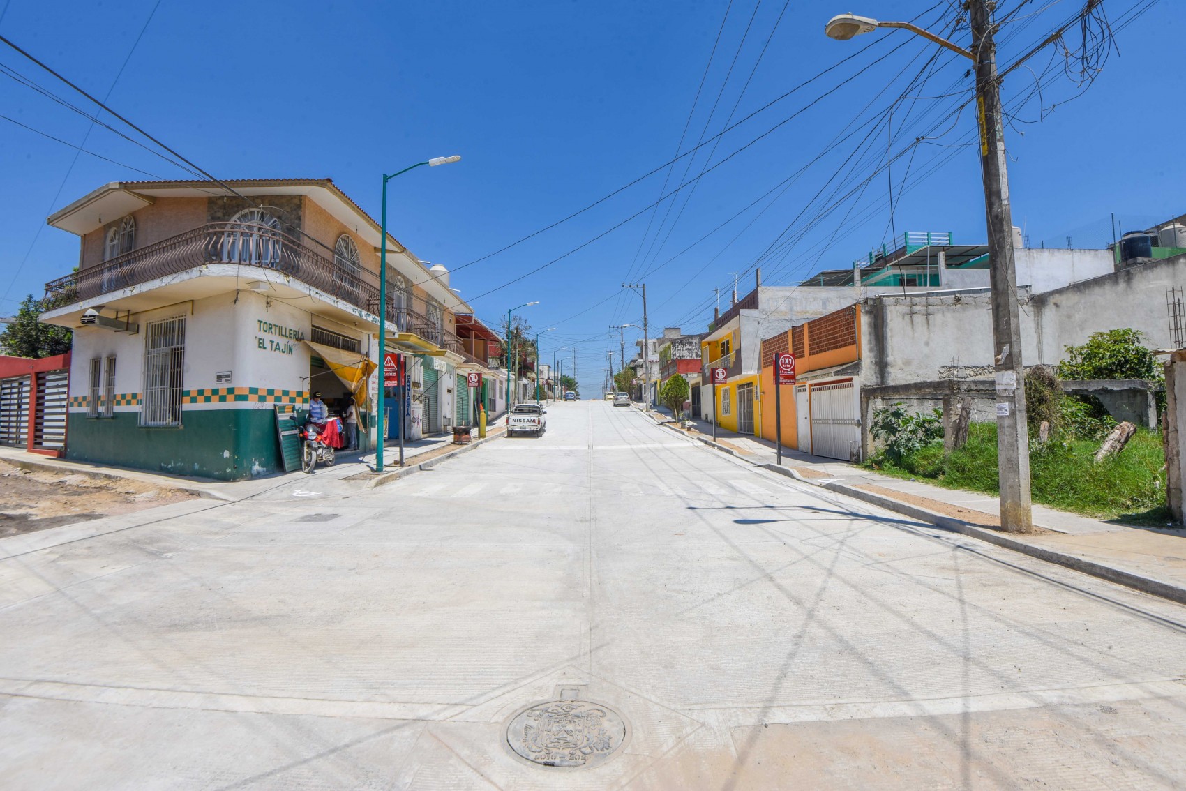 Más obras de pavimentación  en la colonia Moctezuma
