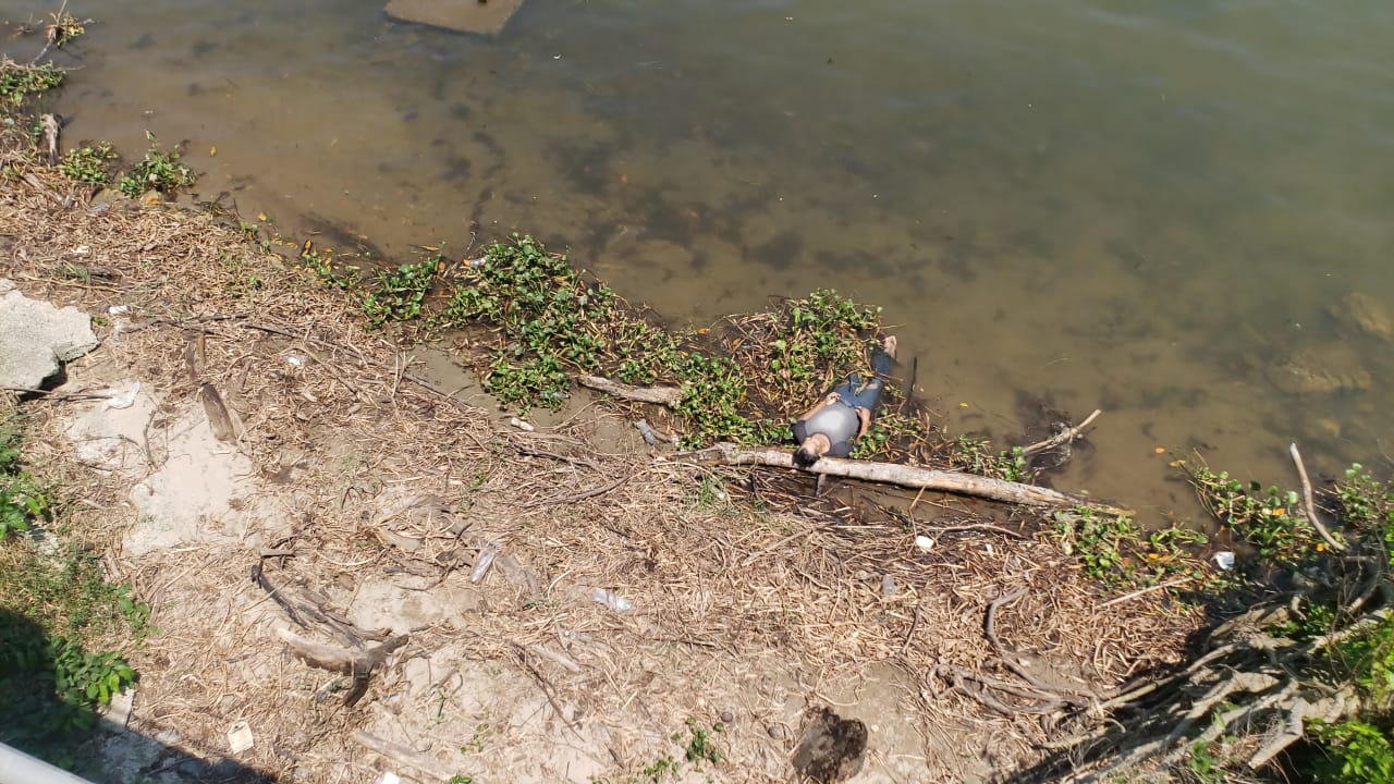 Sale a pescar y muere  ahogado en el río Coatzacoalcos