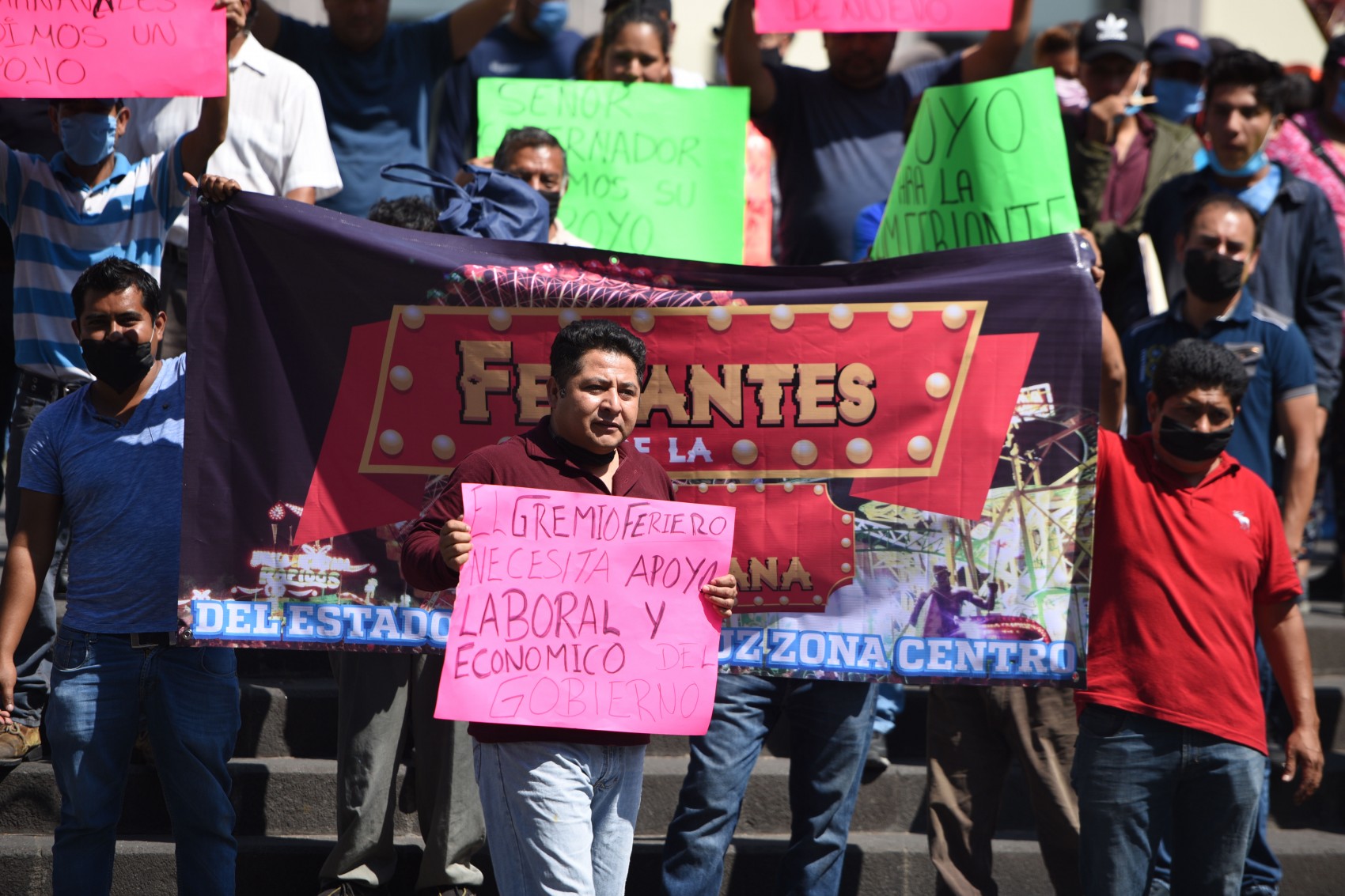 Trabajadores de ferias y carnavales  piden apoyo y trabajo para salir adelante