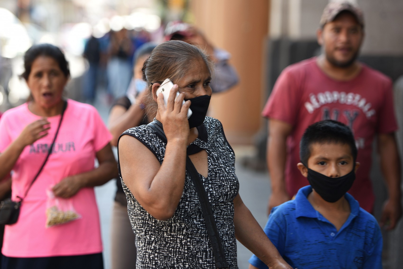 Colonos exigen alimentos al no poder salir a  trabajar debido a la contingencia del Covid-19