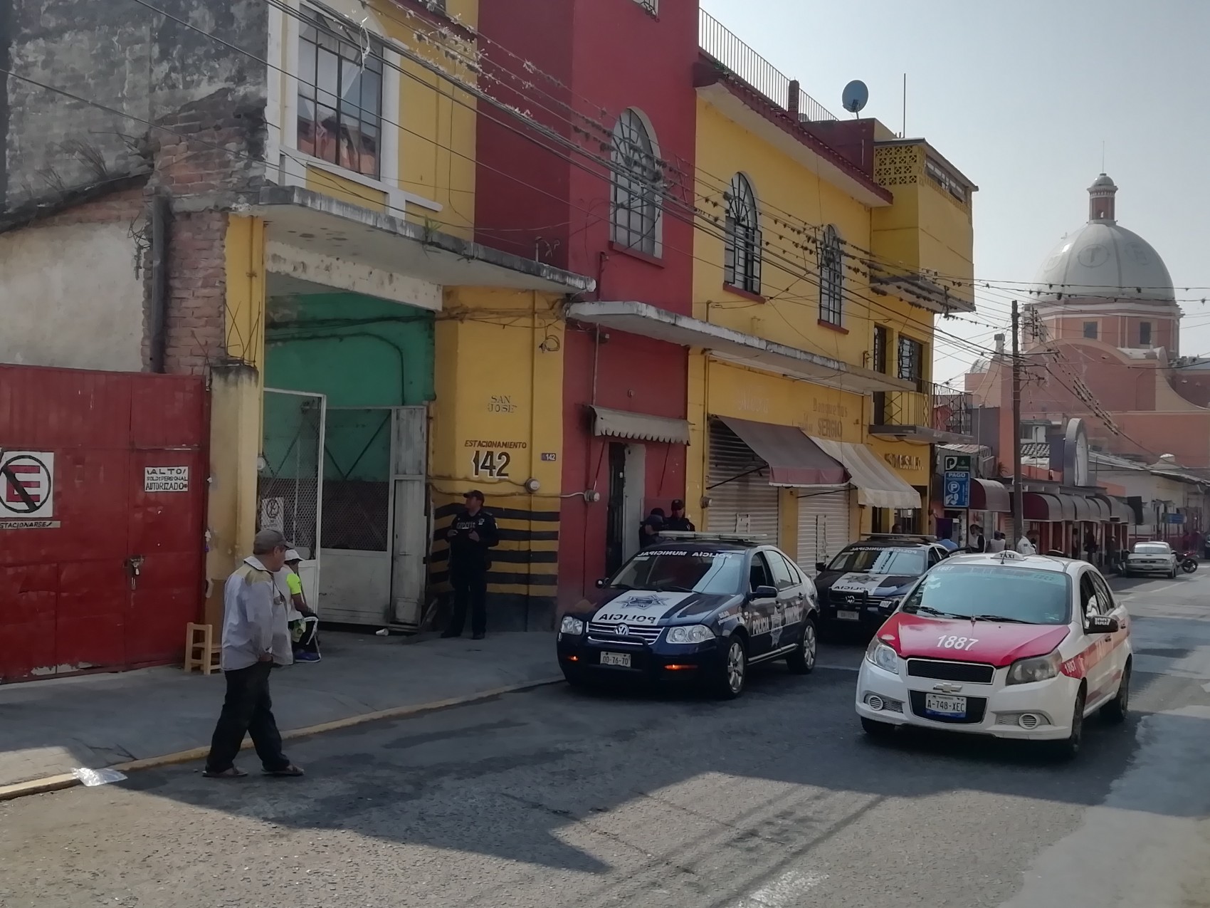 Localizan cadáver en estacionamiento de Orizaba