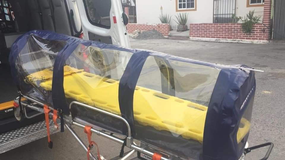 Bomberos Conurbados crea prototipo para trasladar pacientes con posibles síntomas de COVID19