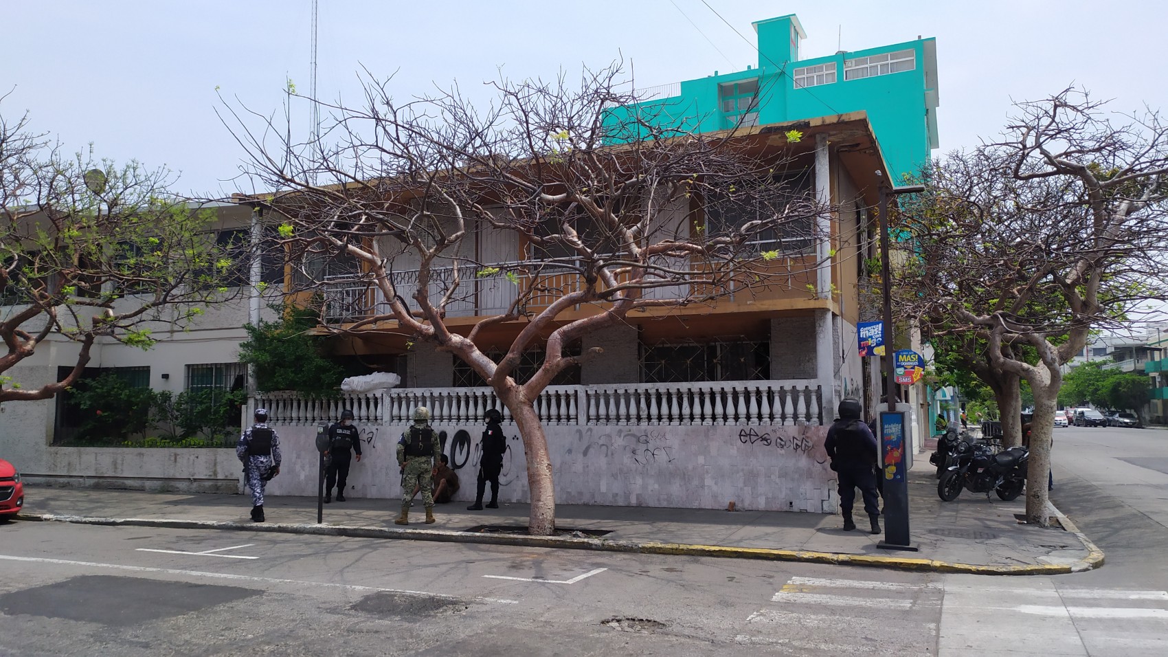 Detienen a presunto ladrón; intenta robar tubería en zona céntrica de Veracruz puerto