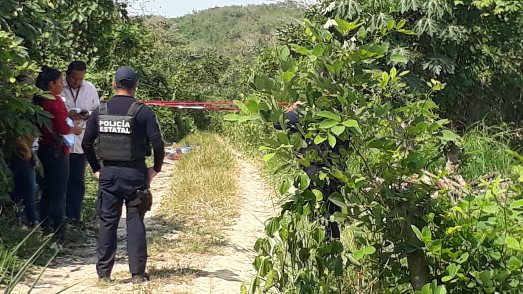 Asesinan a hombre en verdad de poblado de Texistepec