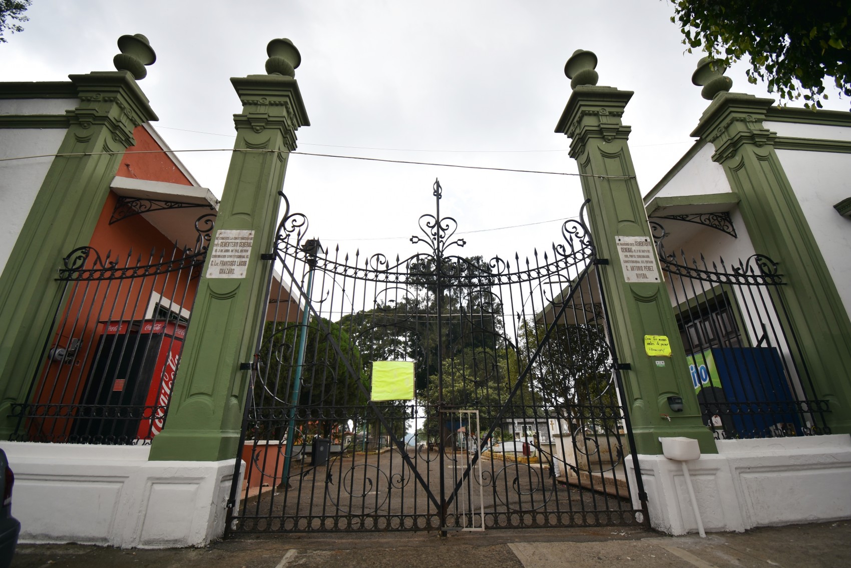 Semefo en panteón de Xalapa,  un paso para dar identidad a personas en fosas comunes