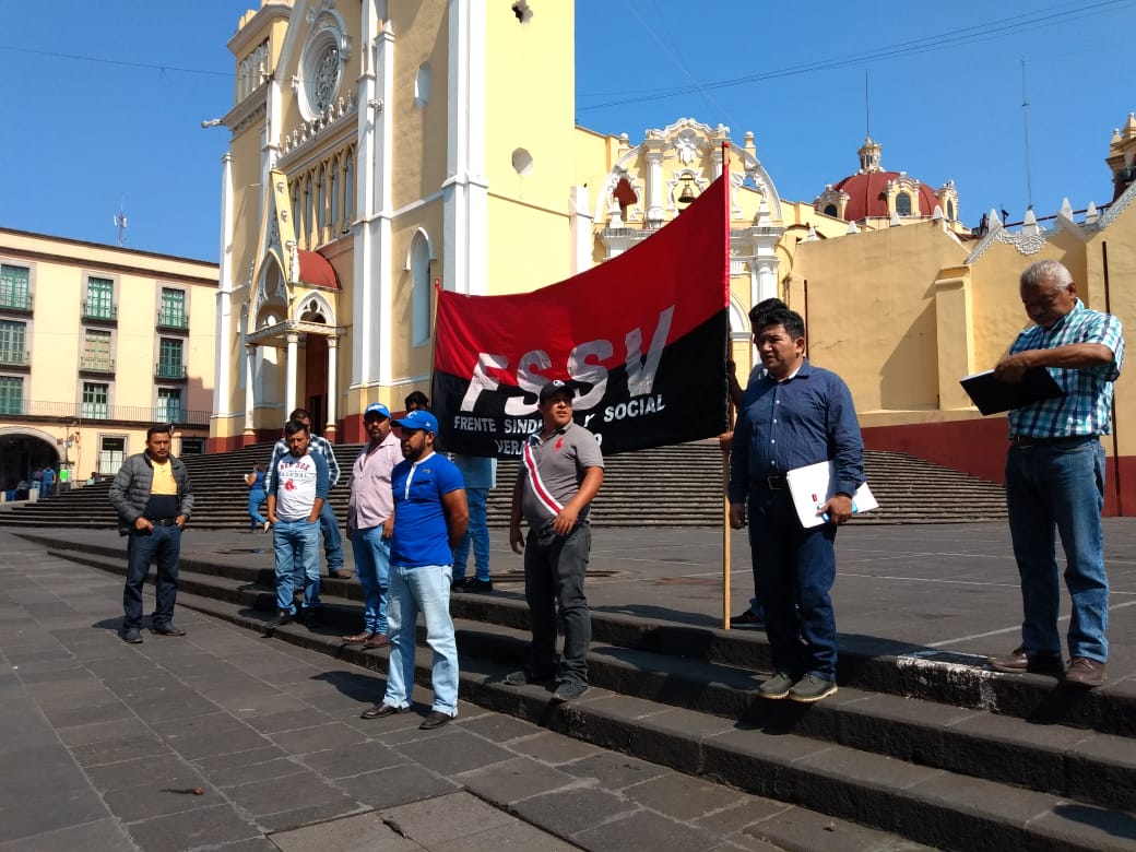 Vendedores ambulantes de Coatepec piden permiso para volver a trabajar