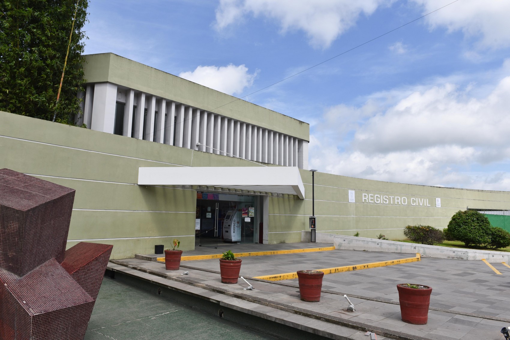 Mantiene Registro Civil de Xalapa servicios con respeto a la Sana Distancia