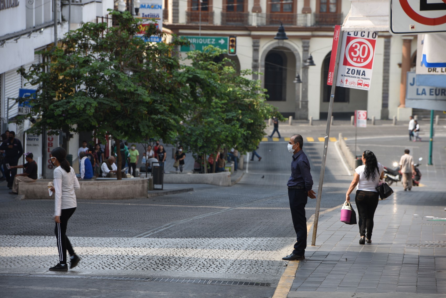 Xalapeños deberán seguir en  confinamiento hasta nuevo aviso