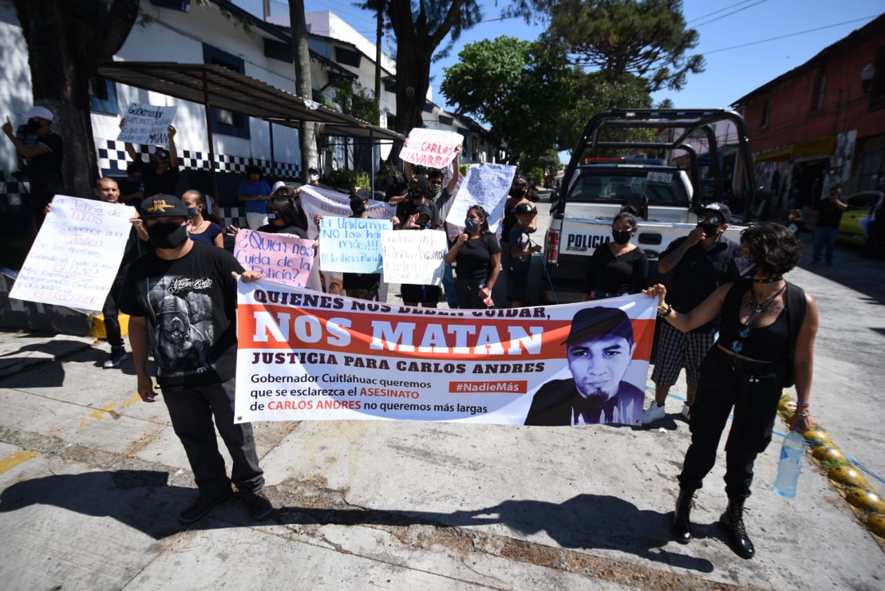 Marcha que vandalizó Xalapa, quería manchar el nombre de Carlos Andrés: Familia