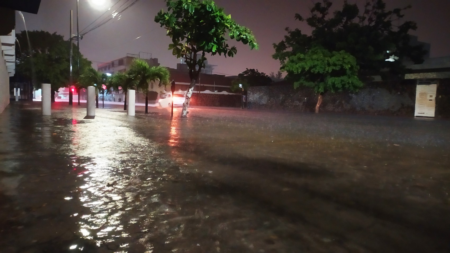 Centro Histórico y el fraccionamiento Floresta en Veracruz otra vez inundados