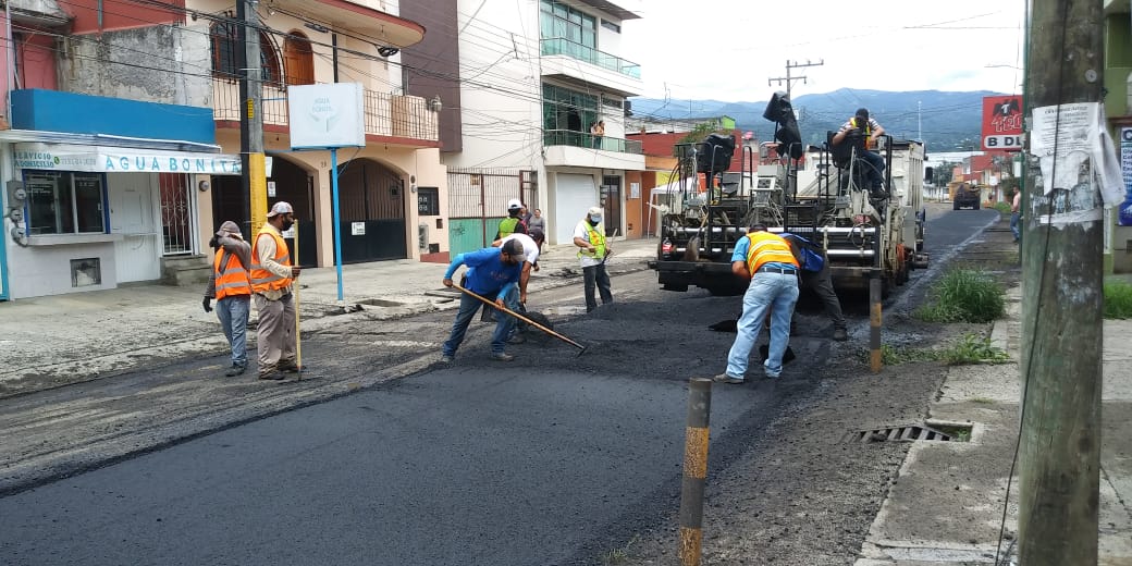Por reencarpetado, cierre parcial en la avenida Xalapa
