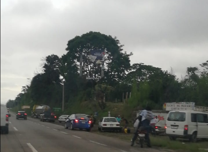 Hombre muere al caer trailer en Autopista Puebla-Córdoba