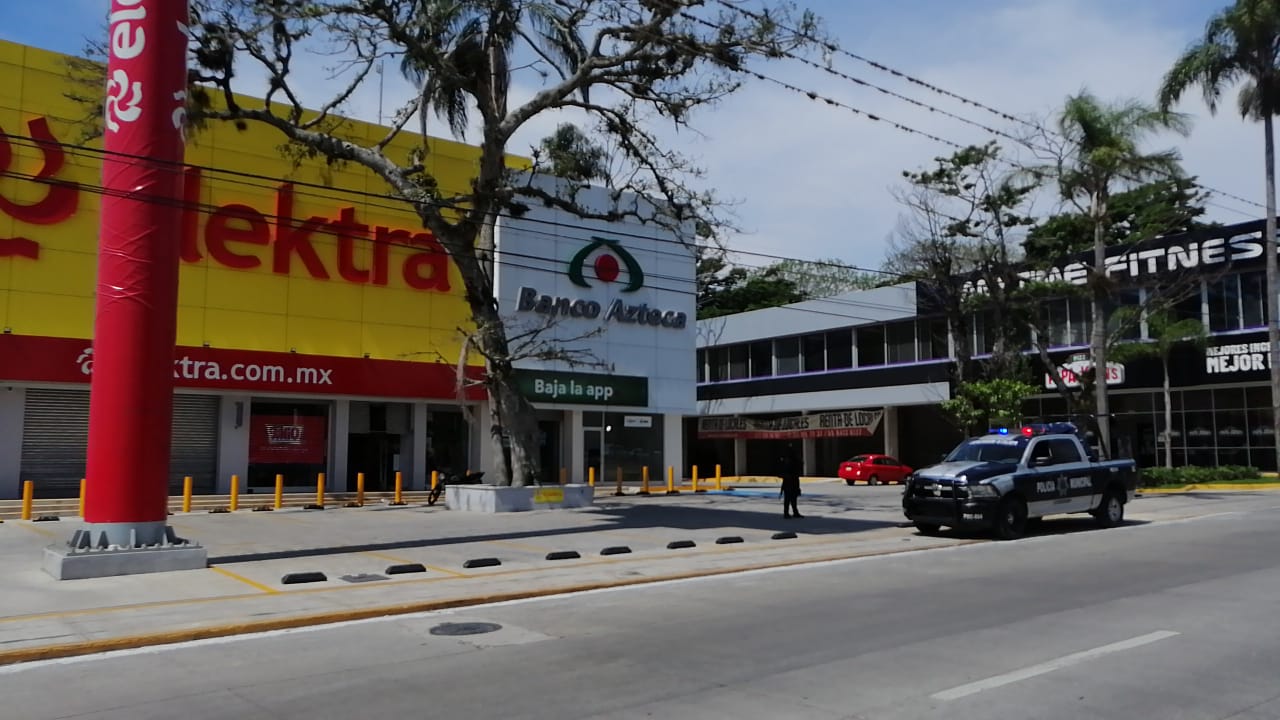 Asaltan tienda Elektra de Fortín