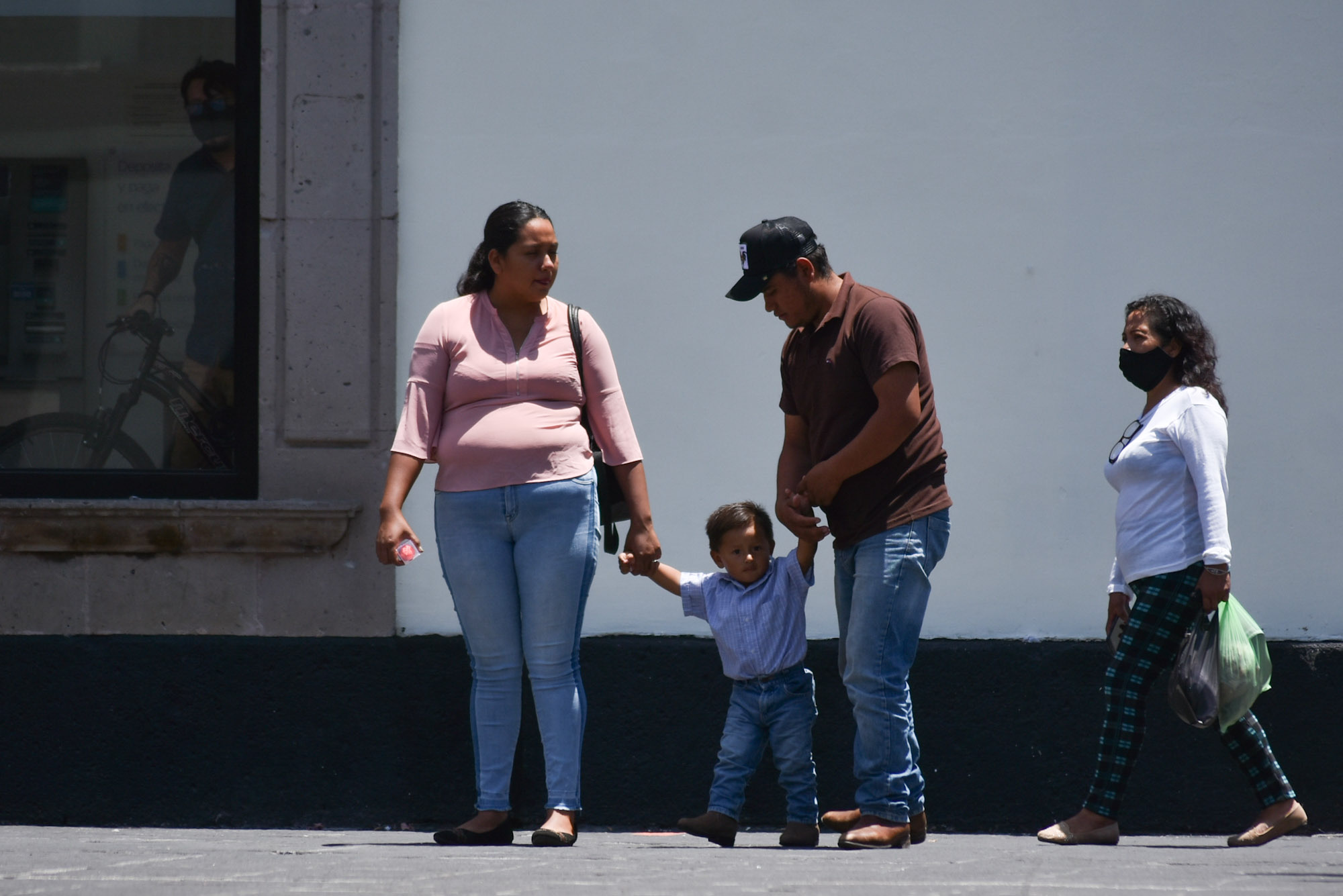 En Veracruz 133 municipios van a la apertura de cines, iglesias y plazas en medio de la pandemia