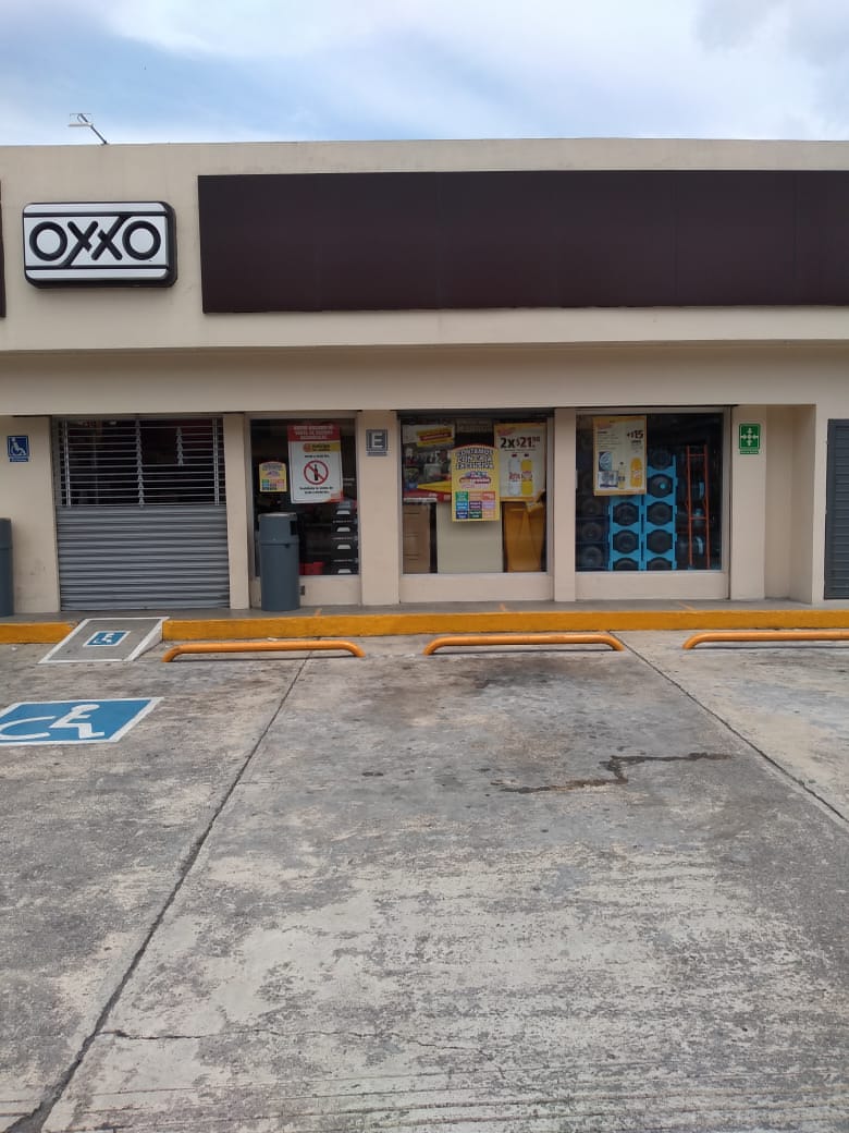 Detienen a mujer desempleada que intentó asaltar tienda de autoservicio en Orizaba