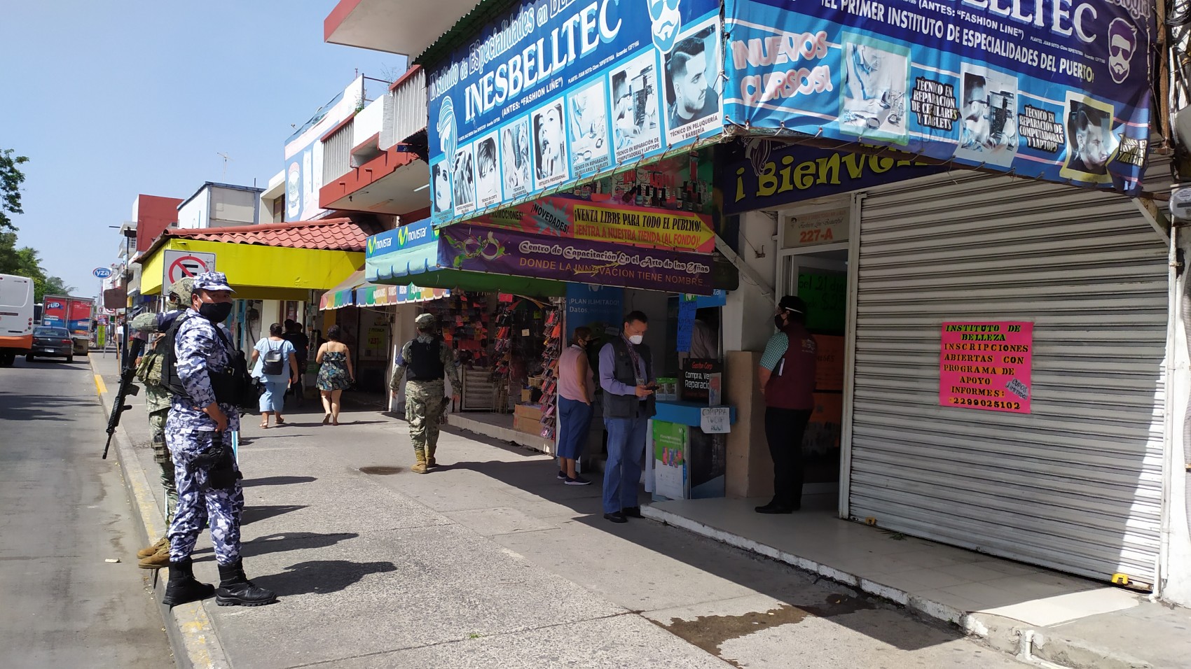 Exhortan a 18 comercios no esenciales a cerrar sus puertas en Veracruz puerto
