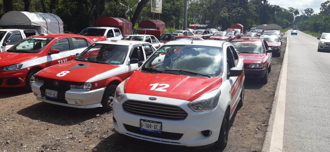 SSP impide manifestación de taxistas de zona centro en Xalapa