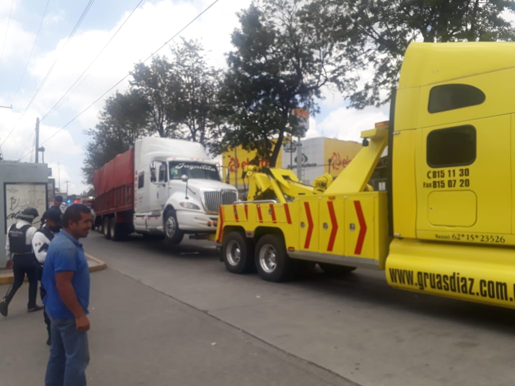 Este lunes transportistas se manifestarán  en los límites de Xalapa y Banderilla