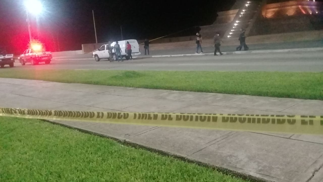 Abandonan bolsas con restos humanos en malecón de Coatzacoalcos