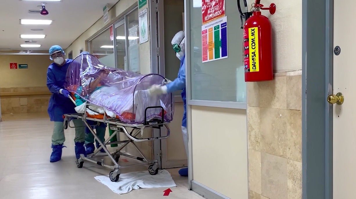 Crónica de una espera: dos médicas documentan cómo es enfrentar la COVID-19