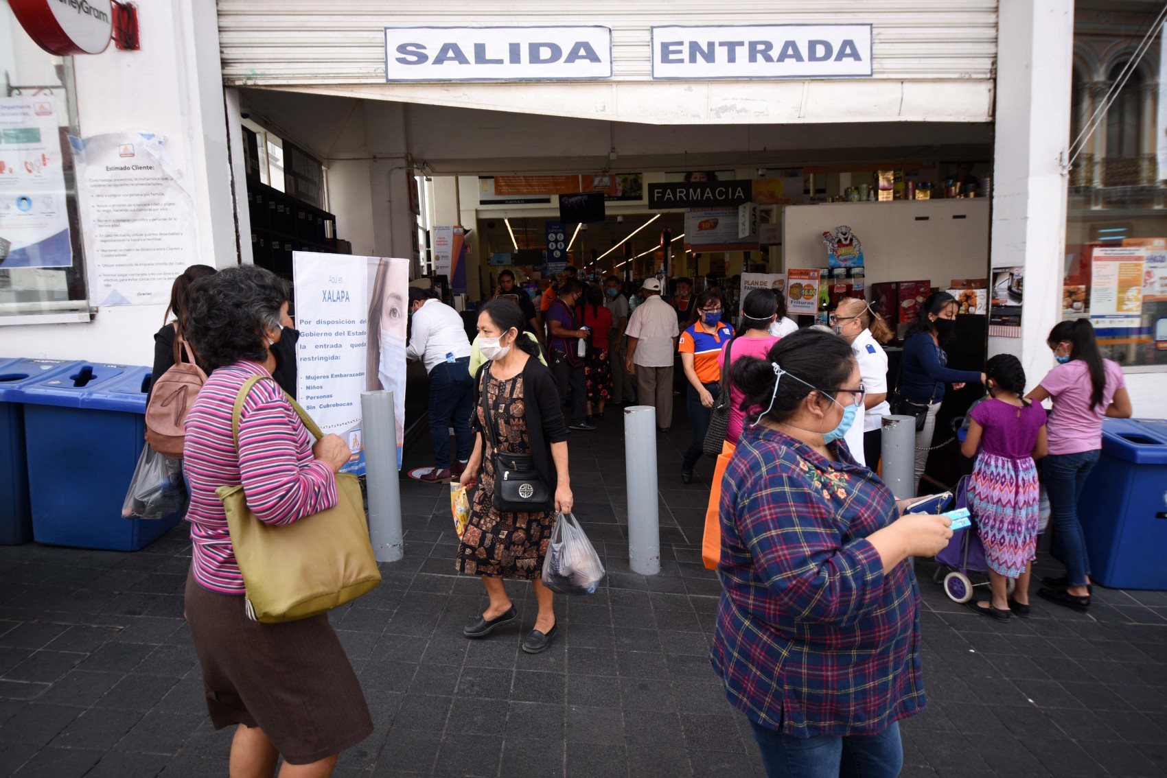 Pago de aguinaldos da mayor fluidez a la economía: Economista