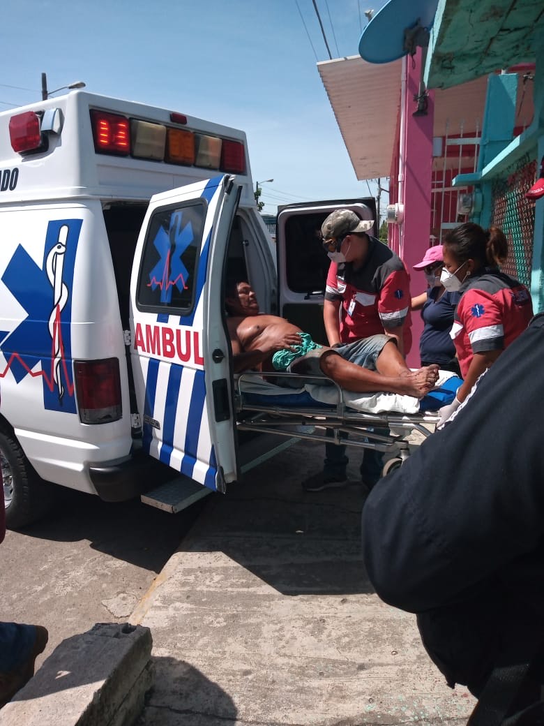 Balean a tres hombres en centro botanero de Lerdo de Tejada