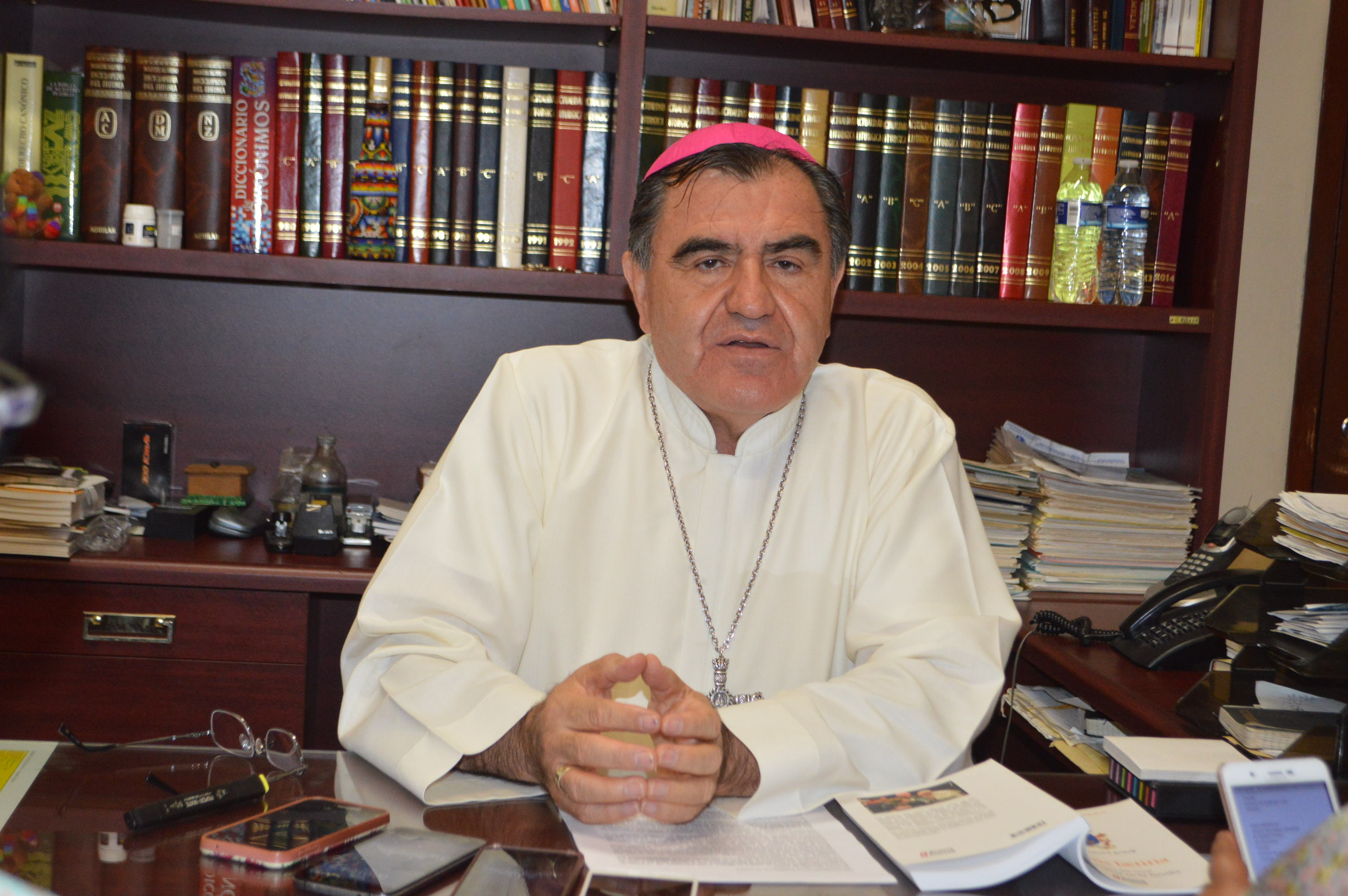 Obispo de Orizaba llama a la unidad para enfrentar inseguridad, violencia y desabasto de medicamentos